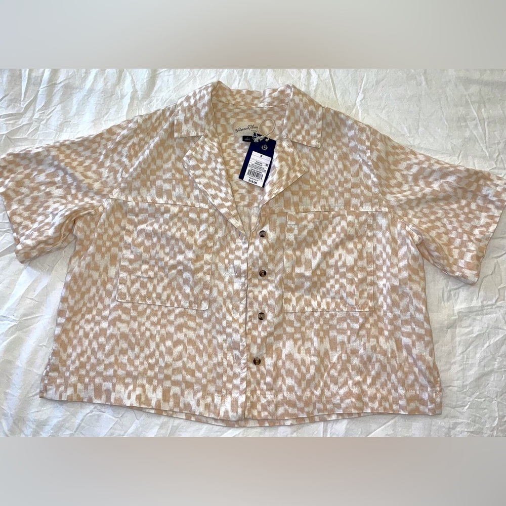 NWT Universal Thread Checkered Pattern Short Sleeve Shirt w/ Buttons and Pockets